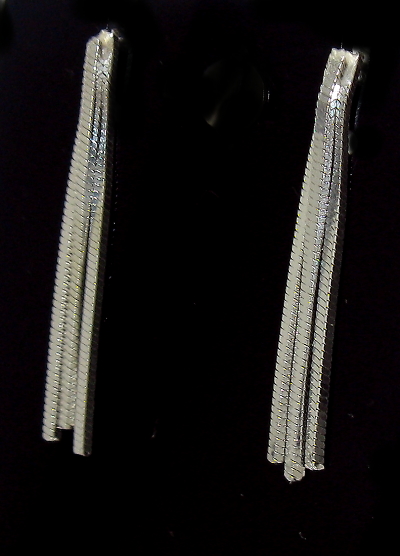 Šperky Nina - Strieborné náušnice dlouhé lesklé bez kamienku 925/1000  - ns ag H 0144