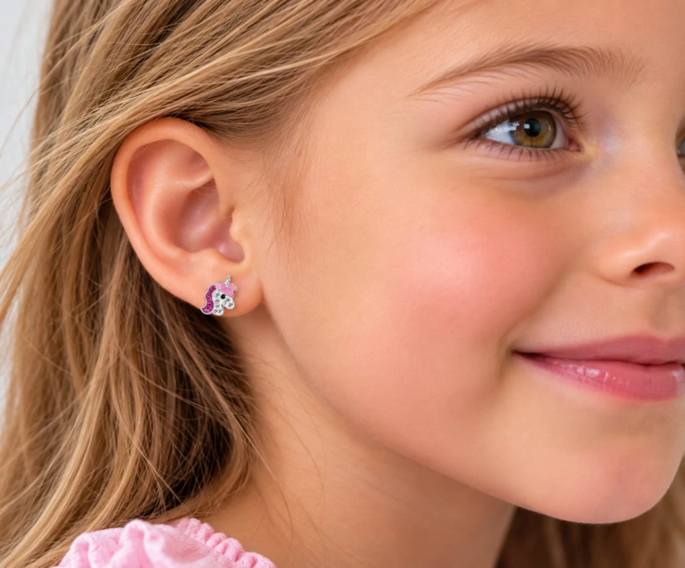 Šperky Nina – Detské strieborné náušnice Trblietavý jednorožec so zirkónovými odleskami (12 mm) - det 66